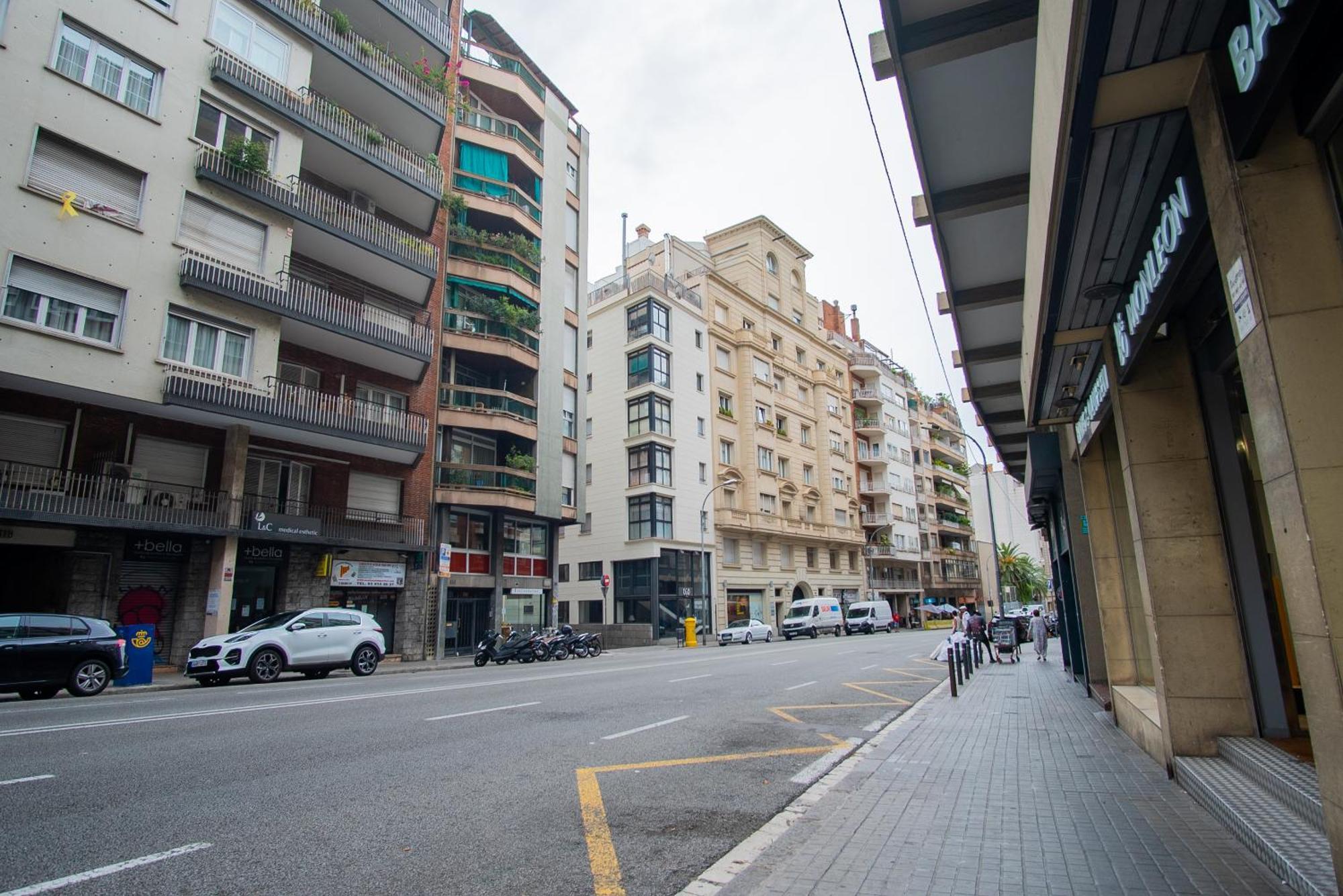 Balmes - Atico Con Terraza En Sant Gervasi Apartamento